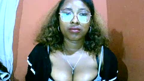 hotarian1 online show from June 12, 2026, 4:11 am