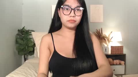 hotasian_gabby69 online show from June 7, 2026, 1:21 am