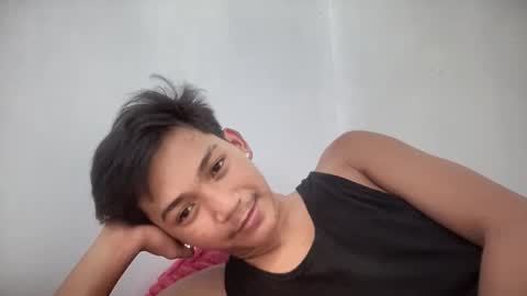 hotasian_jerome online show from April 26, 2026, 5:49 am