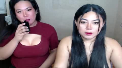 Snapshot of hotasian_mama chatting on November 11, 2025, 7:58 pm Grace online show from November 11, 2025, 7:58 pm