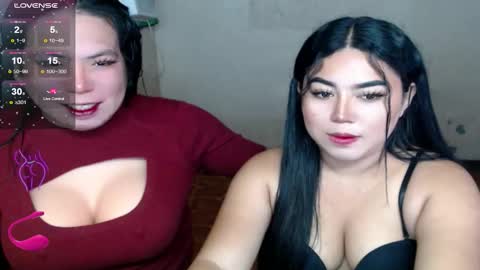 Snapshot of hotasian_mama chatting on November 19, 2025, 3:01 pm Grace online show from November 19, 2025, 3:01 pm