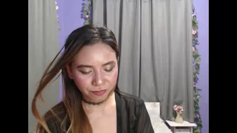 hotasian_pinky online show from September 23, 2025, 9:07 pm