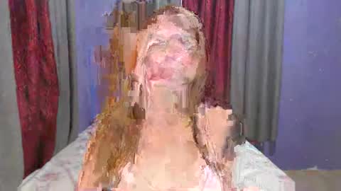 hotasian_pinky online show from May 8, 2026, 7:03 am