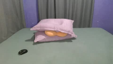 Snapshot of hotasian_pinky chatting on July 5, 2026, 1:18 pm hotasian_pinky online show from July 5, 2026, 1:18 pm