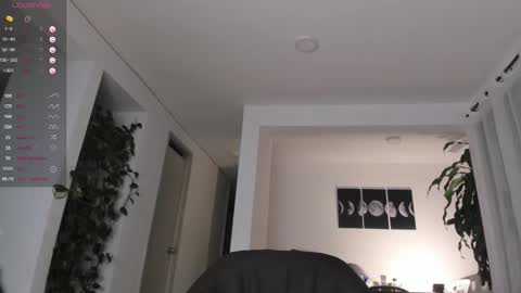 Snapshot of hotay_ chatting on September 27, 2025, 12:48 am Andrew xdres08 online show from September 27, 2025, 12:48 am