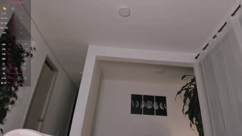 Snapshot of hotay_ chatting on October 17, 2025, 11:18 pm Andrew xdres08 online show from October 17, 2025, 11:18 pm