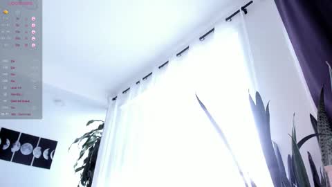 Snapshot of hotay_ chatting on November 6, 2025, 1:56 pm Andrew xdres08 online show from November 6, 2025, 1:56 pm