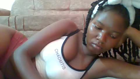 love online show from February 28, 2025, 4:32 am