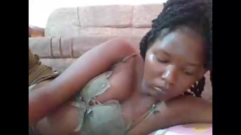 love online show from March 4, 2025, 12:12 pm