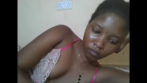 Snapshot of hotbabbee chatting on February 17, 2026, 9:28 am love online show from February 17, 2026, 9:28 am