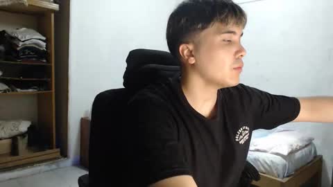 hotbaby6900 online show from February 14, 2026, 4:59 pm