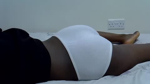 hotberry_7 online show from February 27, 2026, 10:10 pm