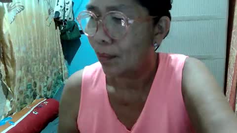 hotbetty_45 online show from May 2, 2026, 11:37 am
