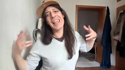 Snapshot of hotbettybellucci chatting on October 23, 2025, 8:46 am Betty Bellucci online show from October 23, 2025, 8:46 am