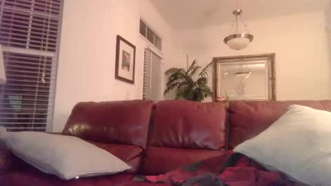 hotblondemilf1962 online show from January 13, 2025, 12:41 am