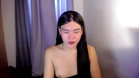 Snapshot of hotbunnyrainx chatting on October 29, 2025, 2:36 am rain online show from October 29, 2025, 2:36 am