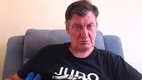 hotcam054 online show from April 25, 2026, 11:35 pm