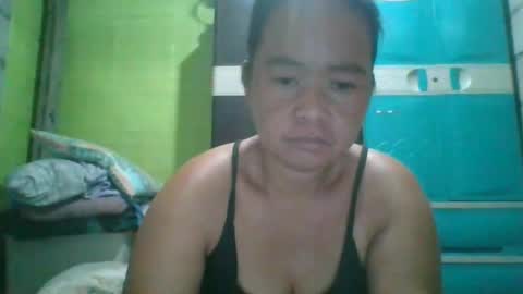 hotchicks4uxx online show from January 7, 2025, 10:30 pm