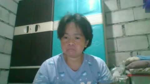 hotchicks4uxx online show from December 20, 2025, 2:02 pm