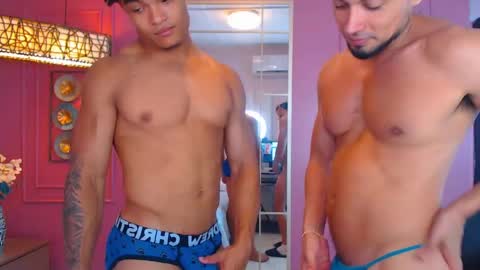 Snapshot of hotcrew_ chatting on May 26, 2026, 8:05 pm Hussain aaron and Ekko online show from May 26, 2026, 8:05 pm