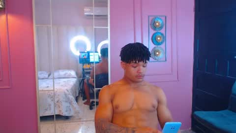 Snapshot of hotcrew_ chatting on June 11, 2026, 7:34 pm Hussain aaron and Ekko online show from June 11, 2026, 7:34 pm