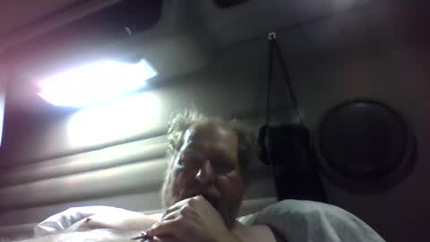 Snapshot of hotdad10 chatting on March 31, 2026, 1:00 pm hotdad10 online show from March 31, 2026, 1:00 pm