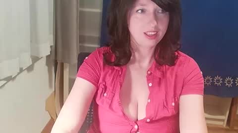 Hot Destany online show from January 8, 2025, 2:57 am
