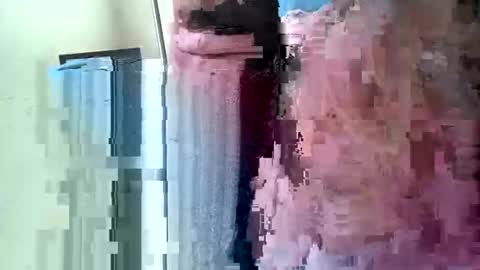 hotdog24769 online show from September 16, 2025, 1:34 pm