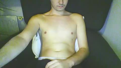 Snapshot of hotdutchtwink22 chatting on October 10, 2025, 4:39 pm Hotdutchtwink22 online show from October 10, 2025, 4:39 pm