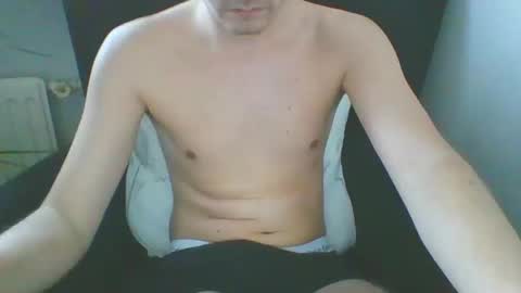 Snapshot of hotdutchtwink22 chatting on October 11, 2025, 11:31 am Hotdutchtwink22 online show from October 11, 2025, 11:31 am