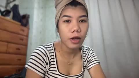 hotestpinayxxx online show from April 5, 2026, 3:15 am