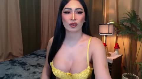Snapshot of hotevatrans chatting on October 4, 2025, 1:14 am EVA online show from October 4, 2025, 1:14 am