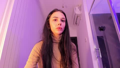 Snapshot of hotfallingdevil chatting on March 16, 2026, 5:35 am hotfallingdevil online show from March 16, 2026, 5:35 am