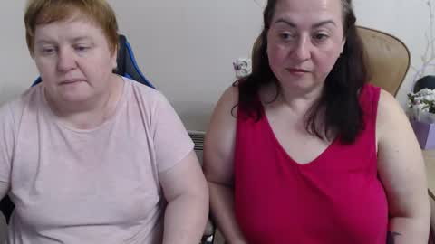 Snapshot of hotfiremommy chatting on March 29, 2026, 8:42 pm LimonkaFire online show from March 29, 2026, 8:42 pm