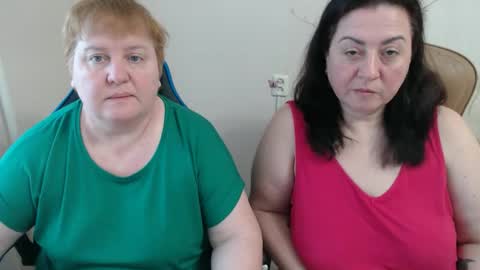 Snapshot of hotfiremommy chatting on April 11, 2026, 3:49 pm LimonkaFire online show from April 11, 2026, 3:49 pm