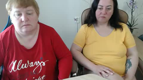 Snapshot of hotfiremommy chatting on April 17, 2026, 7:00 am LimonkaFire online show from April 17, 2026, 7:00 am