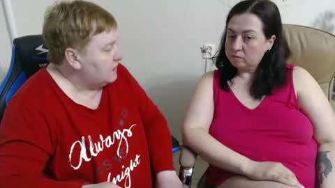 Snapshot of hotfiremommy chatting on April 24, 2026, 8:44 pm LimonkaFire online show from April 24, 2026, 8:44 pm