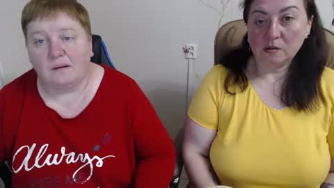 Snapshot of hotfiremommy chatting on April 26, 2026, 5:54 pm LimonkaFire online show from April 26, 2026, 5:54 pm