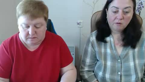Snapshot of hotfiremommy chatting on May 5, 2026, 8:11 am LimonkaFire online show from May 5, 2026, 8:11 am