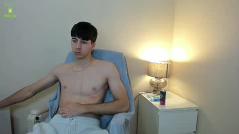 Snapshot of hotflirtyfella chatting on October 21, 2025, 5:30 am QUENTIN online show from October 21, 2025, 5:30 am