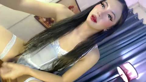 Snapshot of hotfucking_queen1111 chatting on October 13, 2025, 6:13 am hotfucking_queen1111 online show from October 13, 2025, 6:13 am