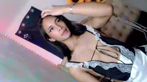 Snapshot of hotgirl_krisxx chatting on October 7, 2025, 9:28 am hotgirl_krisxx online show from October 7, 2025, 9:28 am