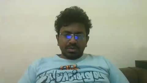 Snapshot of hotgluteus4321 chatting on May 17, 2026, 5:42 pm hotgluteus4321 online show from May 17, 2026, 5:42 pm