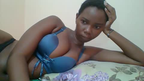 Queen online show from January 28, 2025, 6:27 am