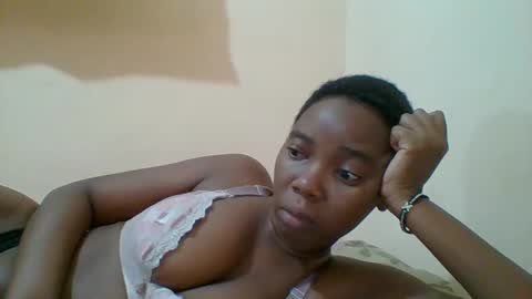 Queen online show from February 3, 2025, 6:24 am