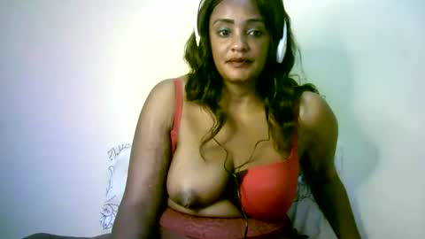 hotgold_311379 online show from March 15, 2026, 5:52 pm