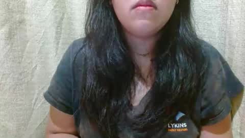 hotiemorenagurl18 online show from October 8, 2025, 12:41 am
