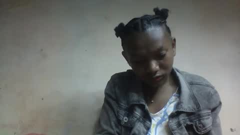 veronique online show from September 18, 2025, 6:32 pm