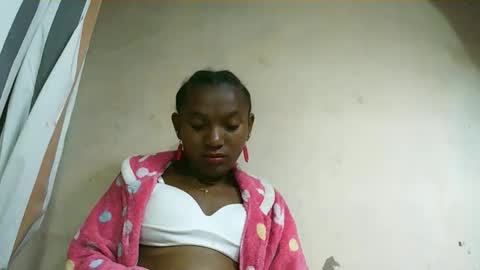 veronique online show from October 4, 2025, 10:30 pm