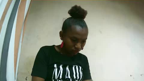 veronique online show from October 6, 2025, 2:58 pm